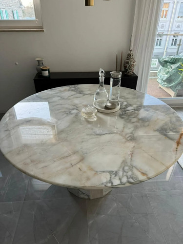 Calacatta marble round - calacatta,